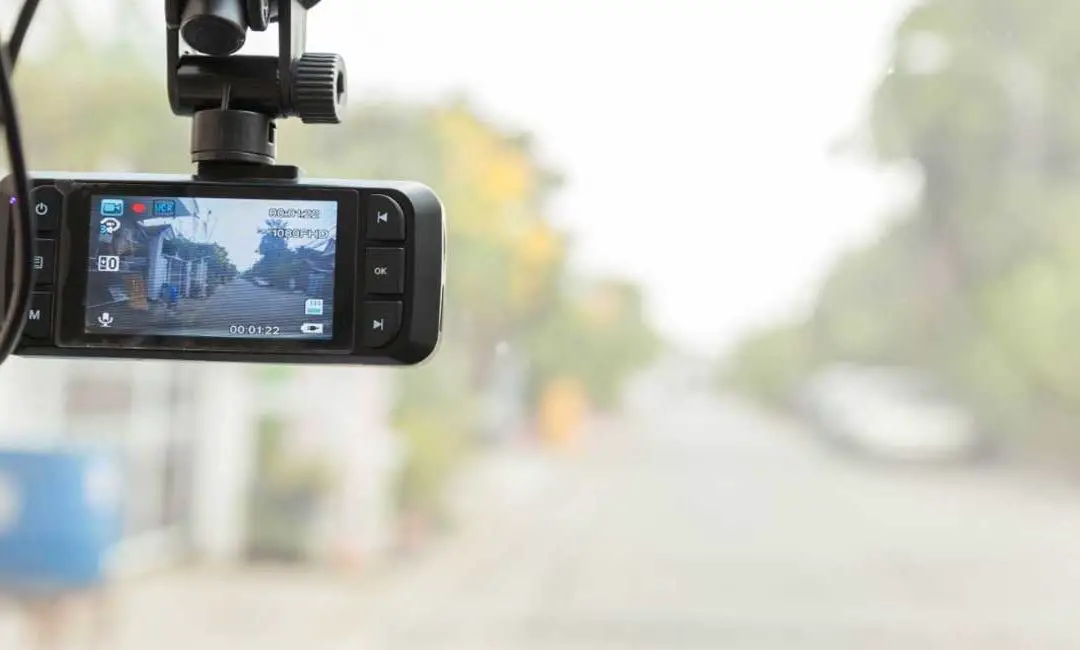 The Best Mirror Dash Cam: Our Top 5 Picks