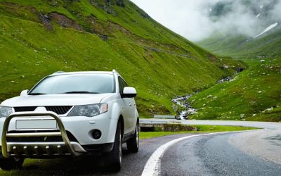 What Is The Difference Between 4×4 and 4×2 SUVs?