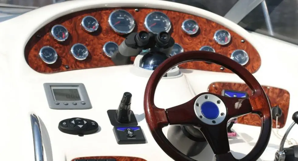 How To Drive a Boat Everything You Need To Know Nada Book Info How