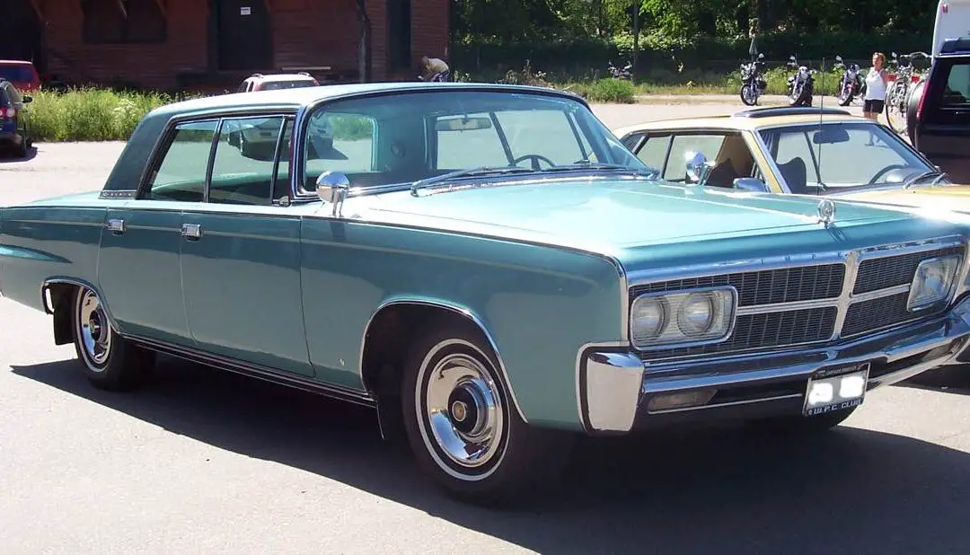 1965 Chrysler Imperial: A Classic Car Enthusiast's Dream