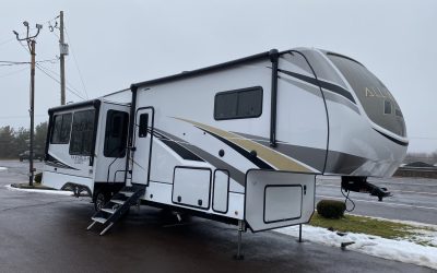 Best 7 Features of a 5th Wheel RV